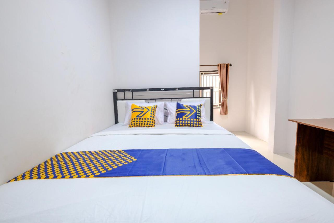 Spot On 1784 Tnc Residence Syariah Mataram Exterior photo